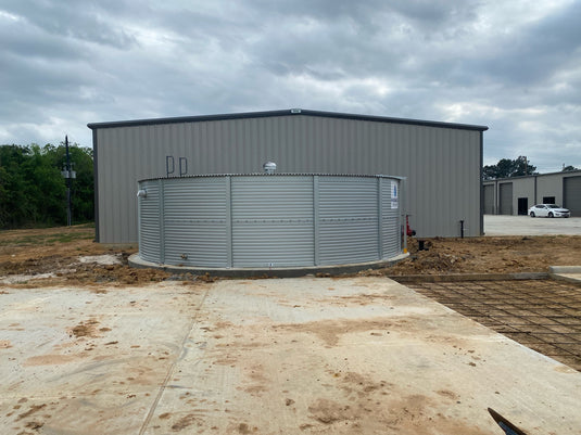 29,093 Gallon Pioneer Water Tank XLE 23/2 - Water Tanks West